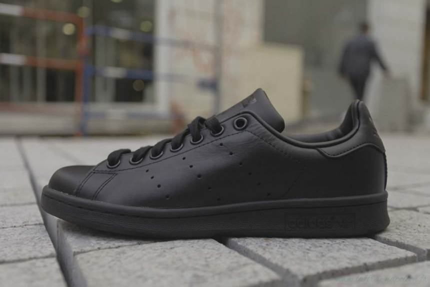 stan smith noir pas cher