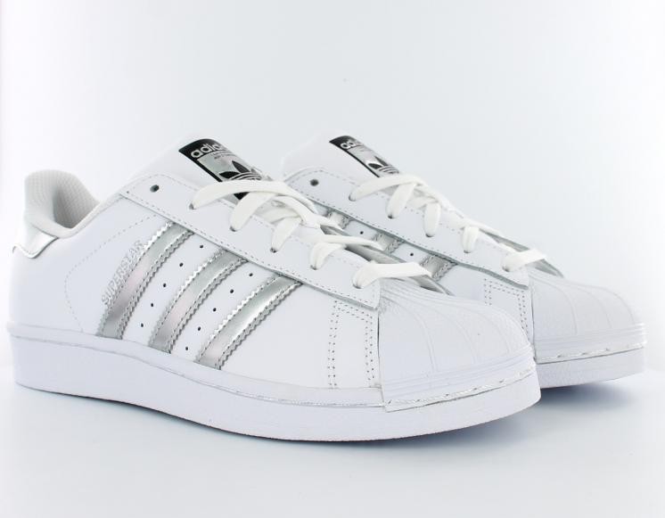 superstar femme argent