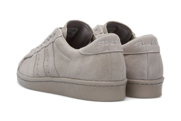 adidas superstar grise en daim adidas superstar grise en daim
