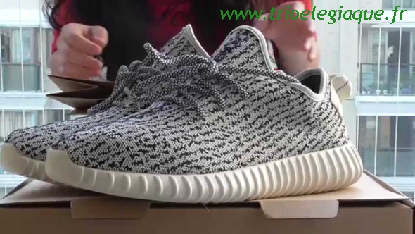 yeezys on footlocker