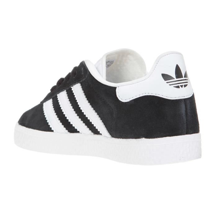chaussure adidas enfant pas cher