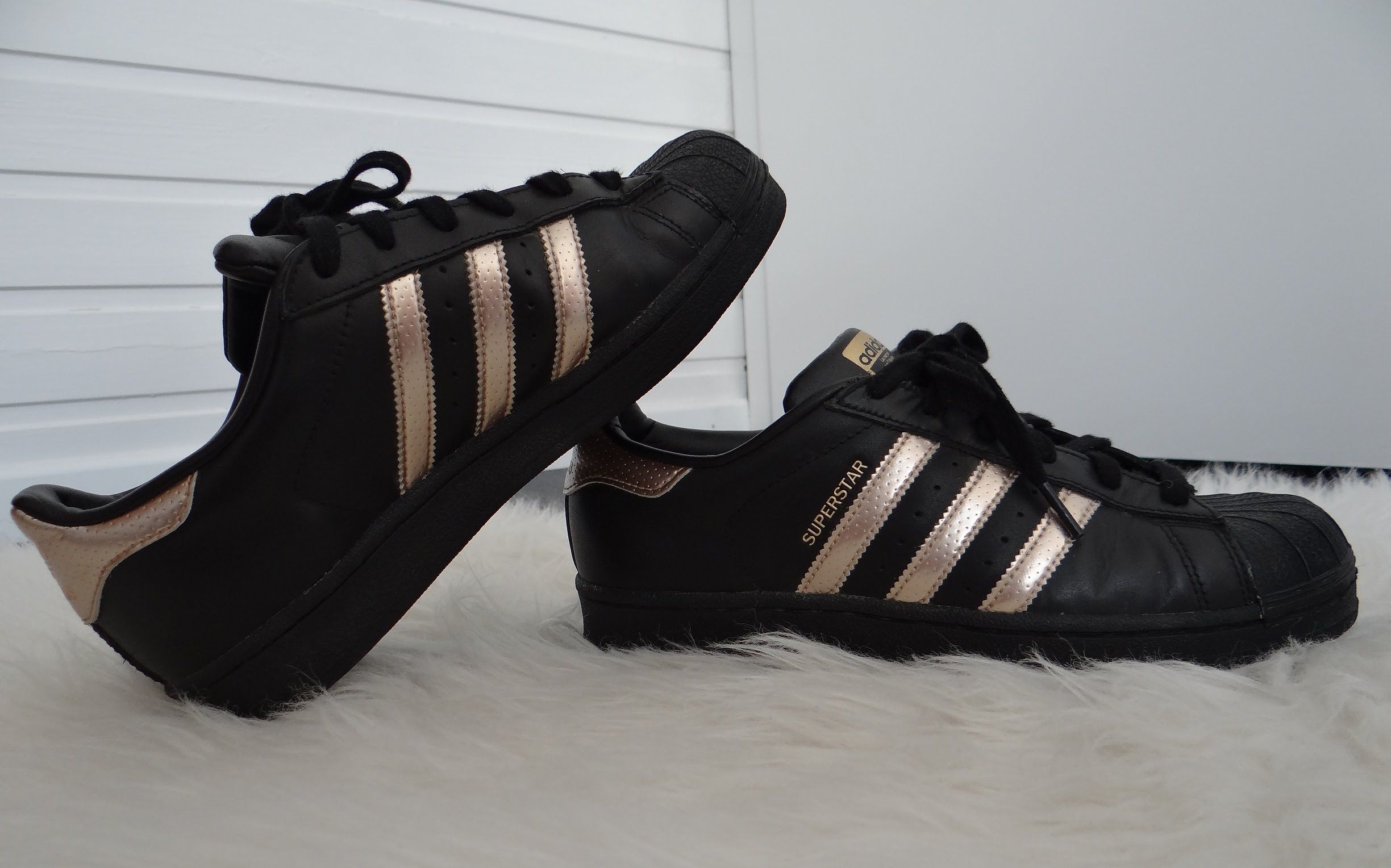 chaussure adidas noir et rose gold