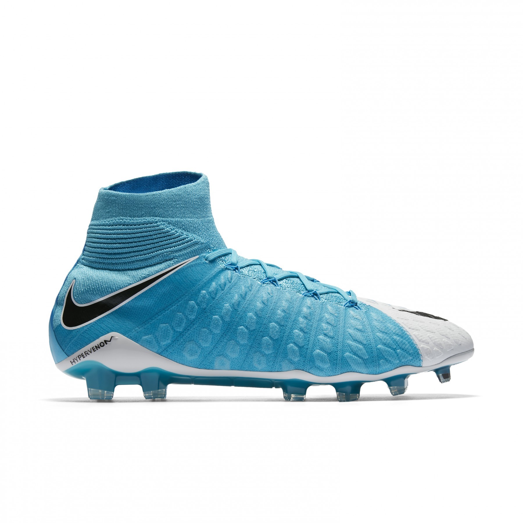 chaussure de foot nike pas cher