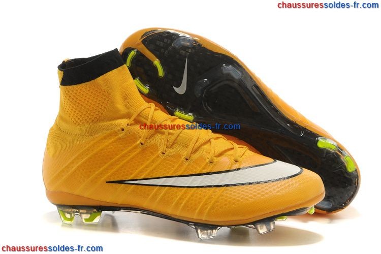 chaussure de foot nike pas chere