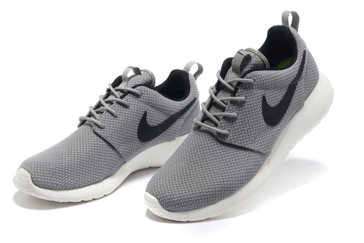 roshe run pas cher noir