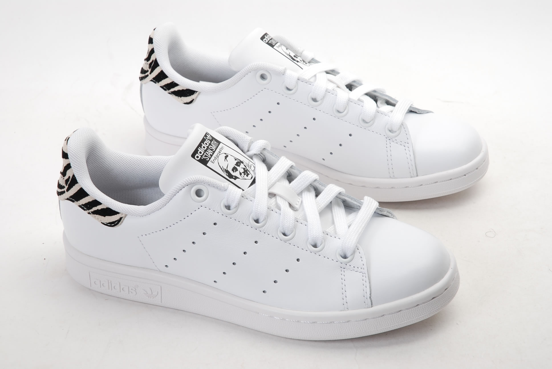 stan smith noir brillant